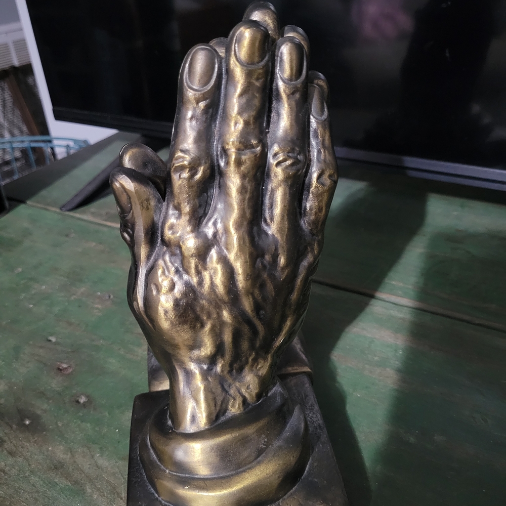 Bronze Praying Hands - Picture 2 of 7